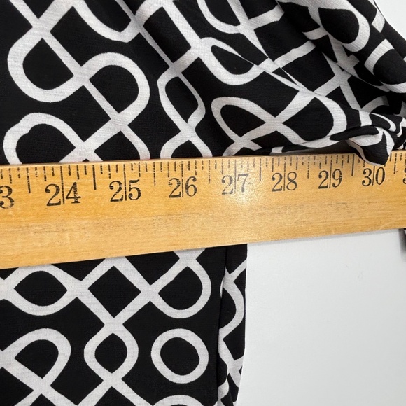 LuLaRoe Womens Medium Duster Length Open Cardigan Jacket Black White Geometric - Picture 6 of 7